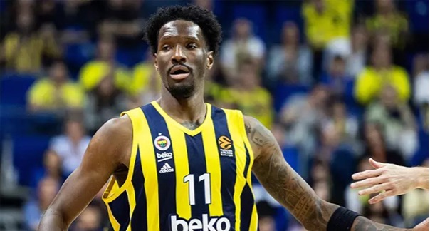 Nigel Hayes-Davis Zirvesi! Fenerbahçe’nin Yıldızı Euroleague’in En İyileri Arasında